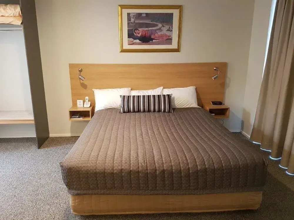 Posthouse Motor Lodge