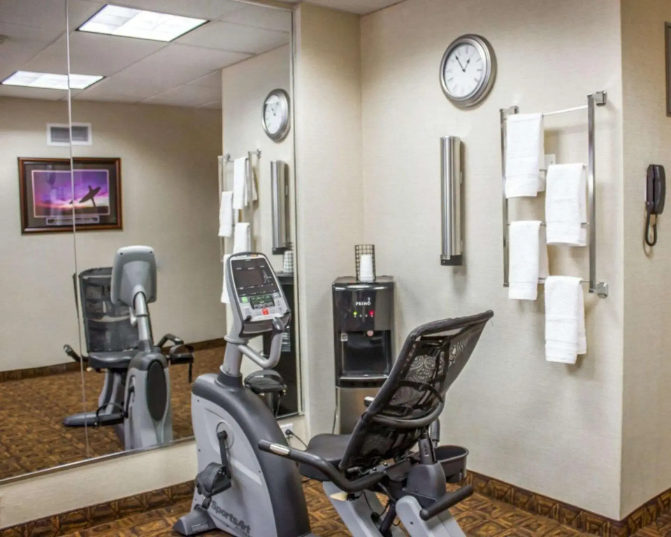 Travelodge by Wyndham Ozone Park