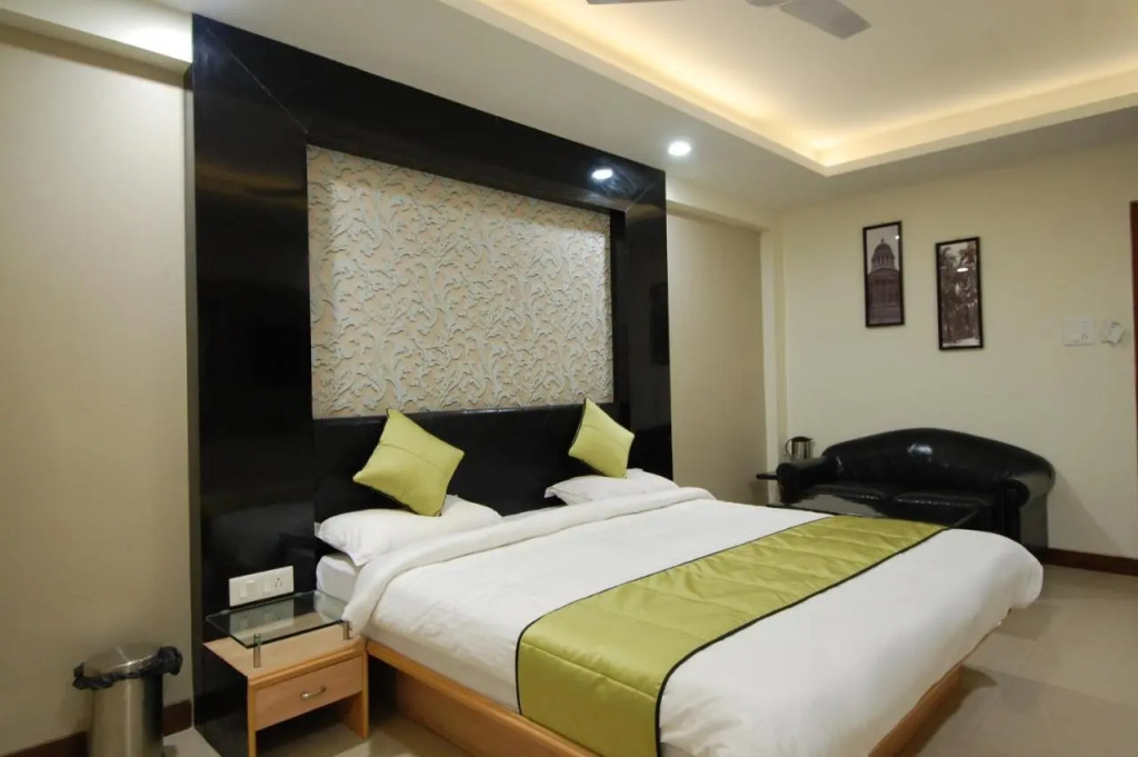 Hotel Ambassador