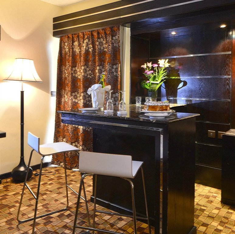 Al Seteen Palace Hotel