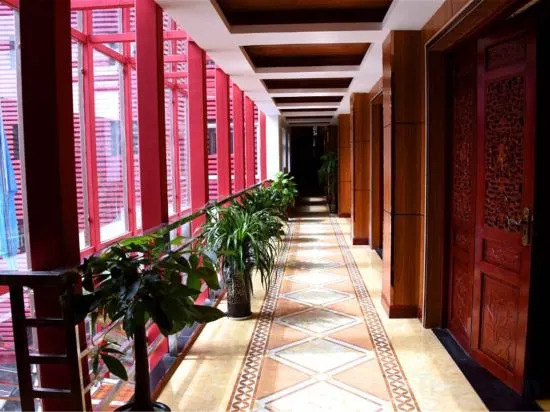 Phoenix Hotel