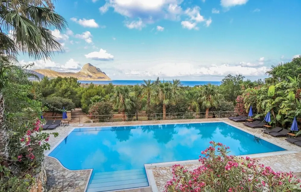 Stunning Apartment in Macari With 2 Bedrooms, Wifi and Outdoor Swimming Pool