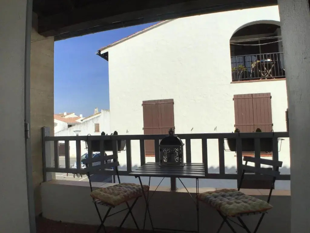 Studio Saintes-Maries-de-la-Mer, 1 pièce, 4 personnes - FR-1-475-46