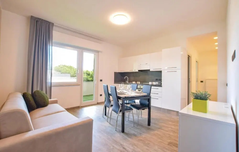 Awesome Apartment in Lido di Fermo With 1 Bedrooms and Wifi