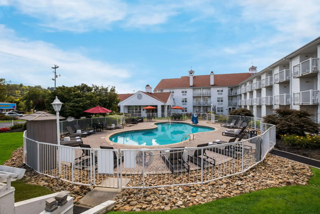 The Inn at Apple Valley, an Ascend Collection Hotel