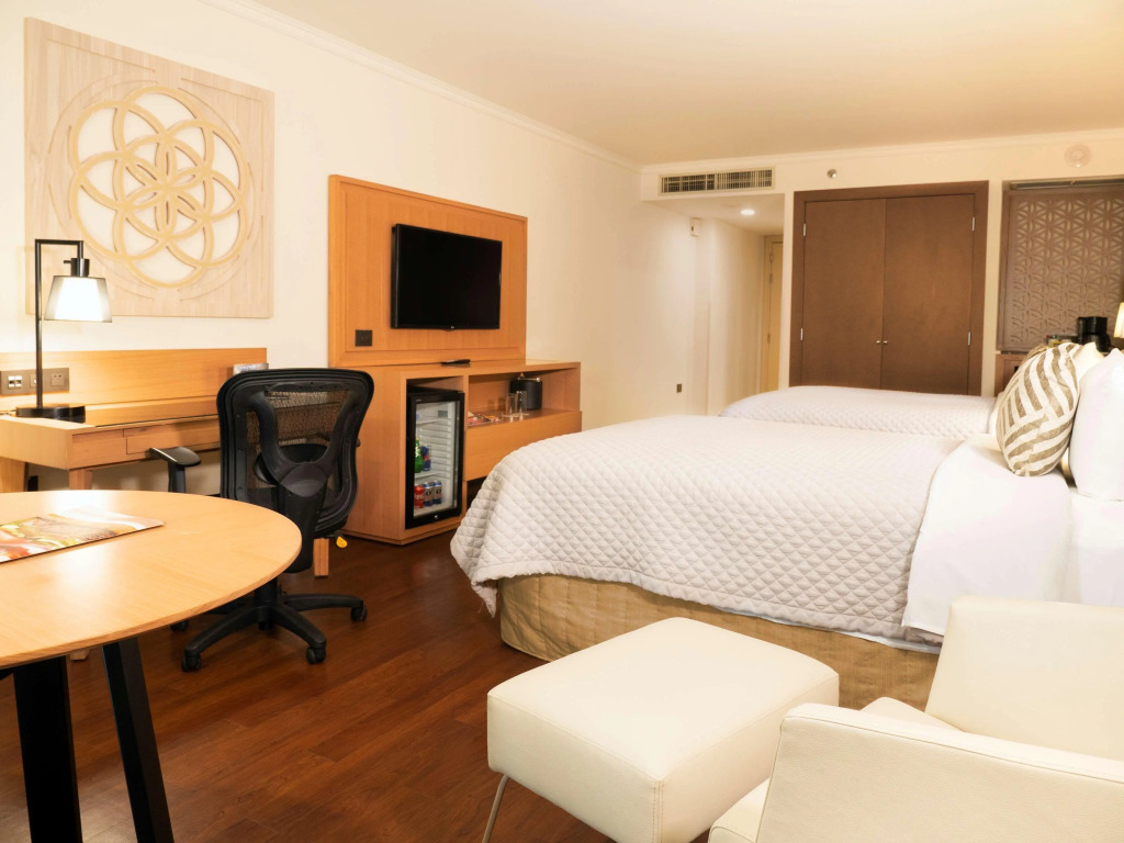 MS Milenium Monterrey Curio Collection by Hilton