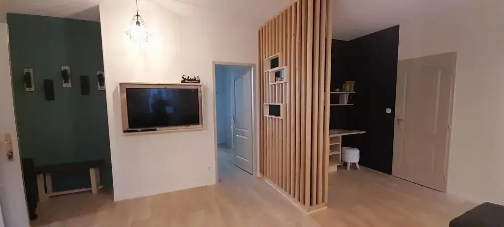 Très bel appartement T3 HYPER CENTRE ENTIEREMENT RENOVE EN 2022