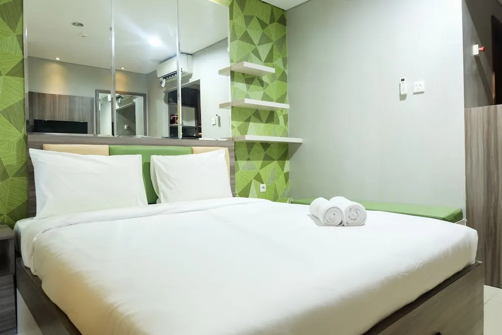Comfy Studio Woodland Park Residence Apartment
