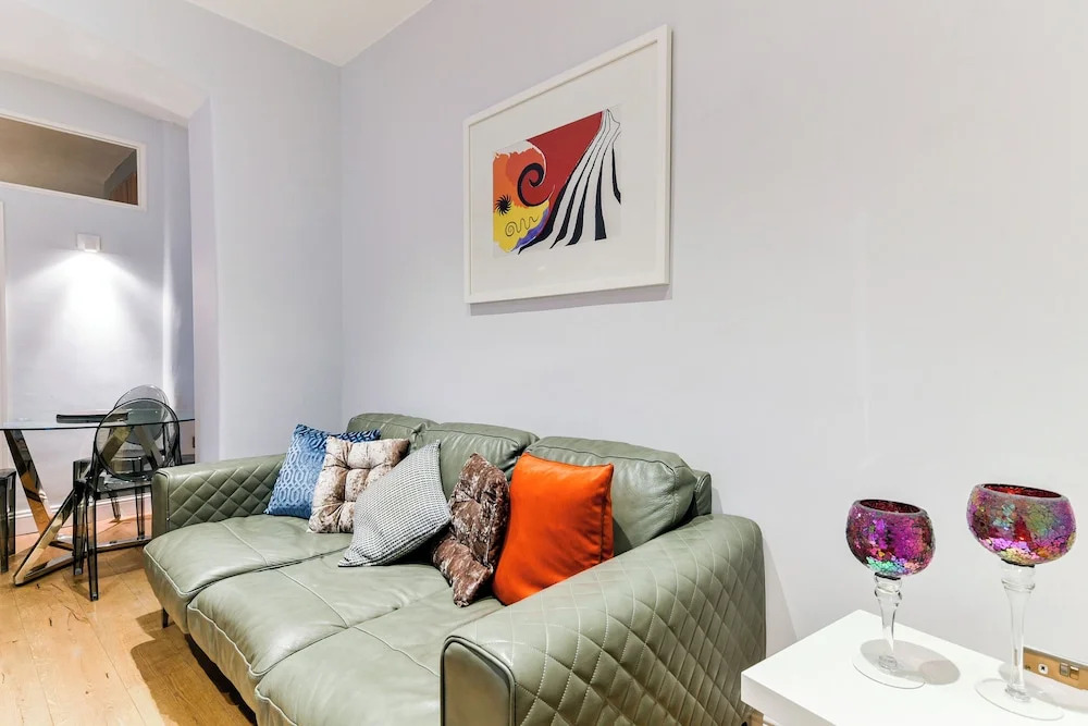 South-Kensington Apartment