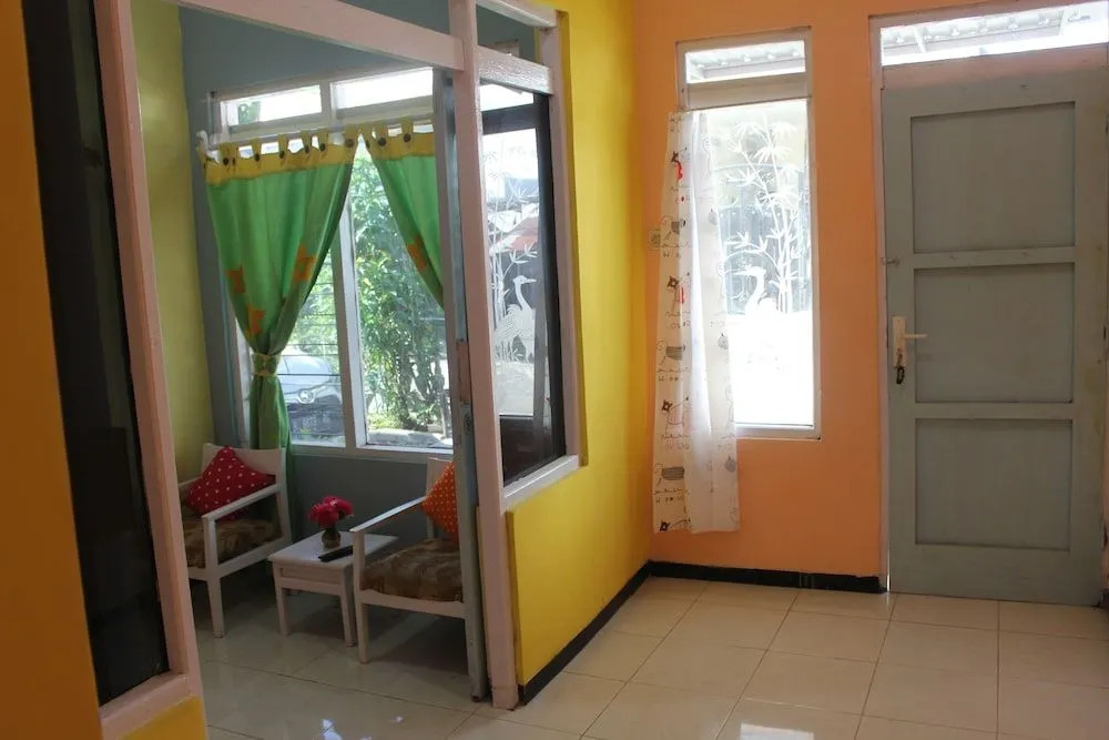 Rumah Teman Hostel