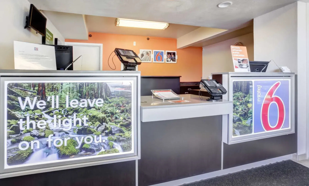 Motel 6-Medford, OR