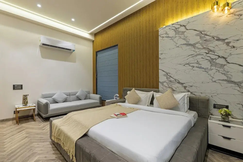 Elivaas Levante Farms 5 BHK Villa