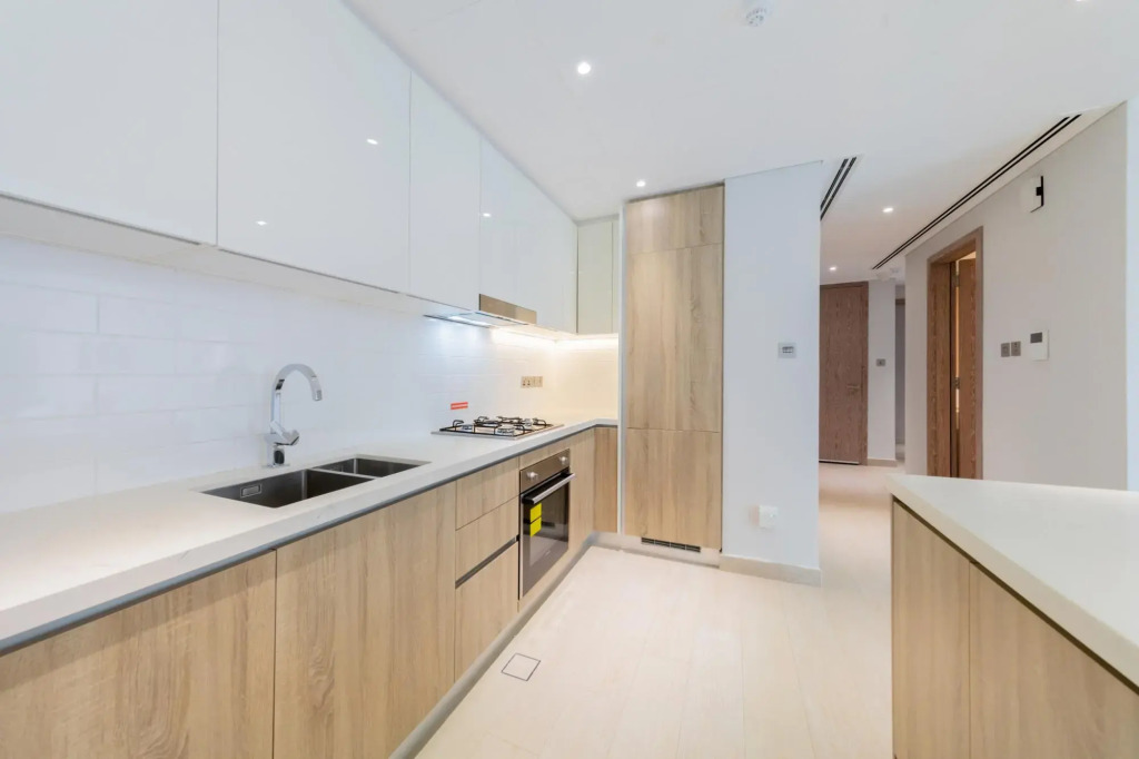 DXB - LIV Residence - 906 - DM