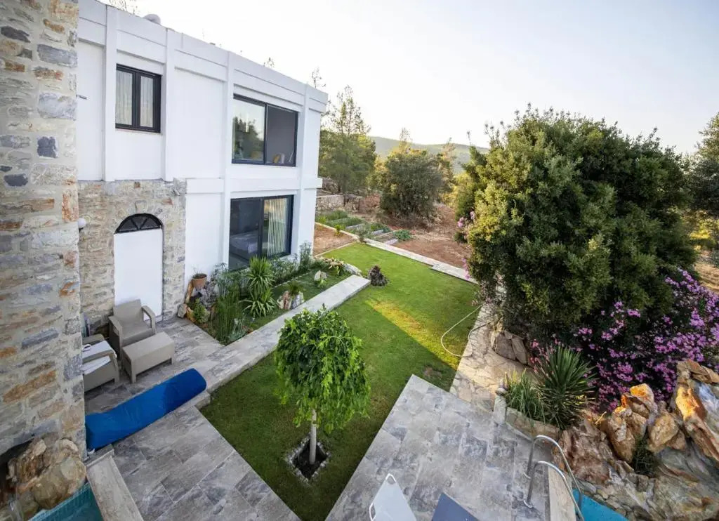 Peaceful Villa With Pool and Garden in Bodrum