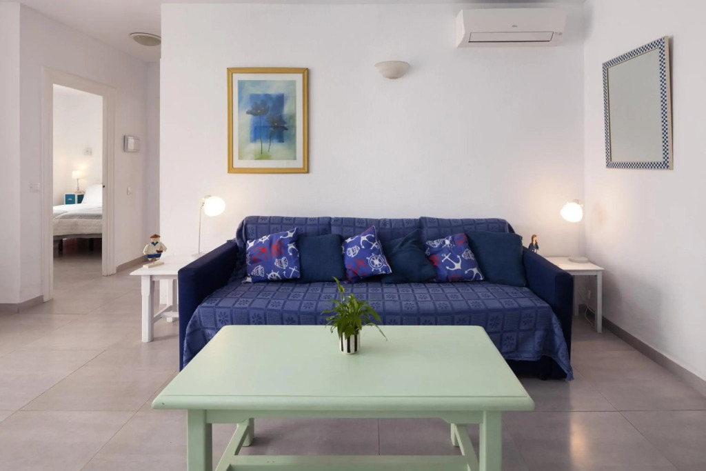Bright spacious 1 bed apartment