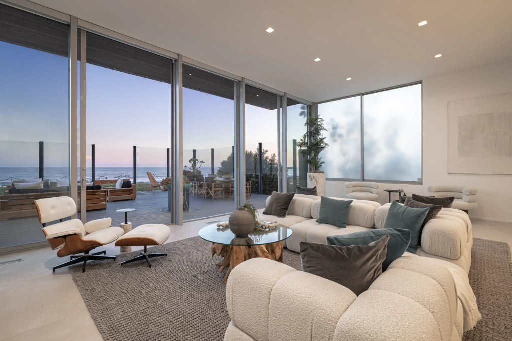 Villa B Modern in Malibu, Malibu