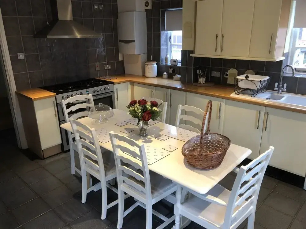 Beautiful 4-bed House in Telford
