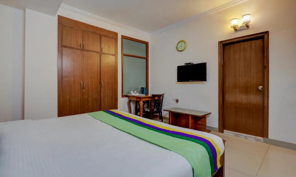 Kashish Residency - Premium Rooms