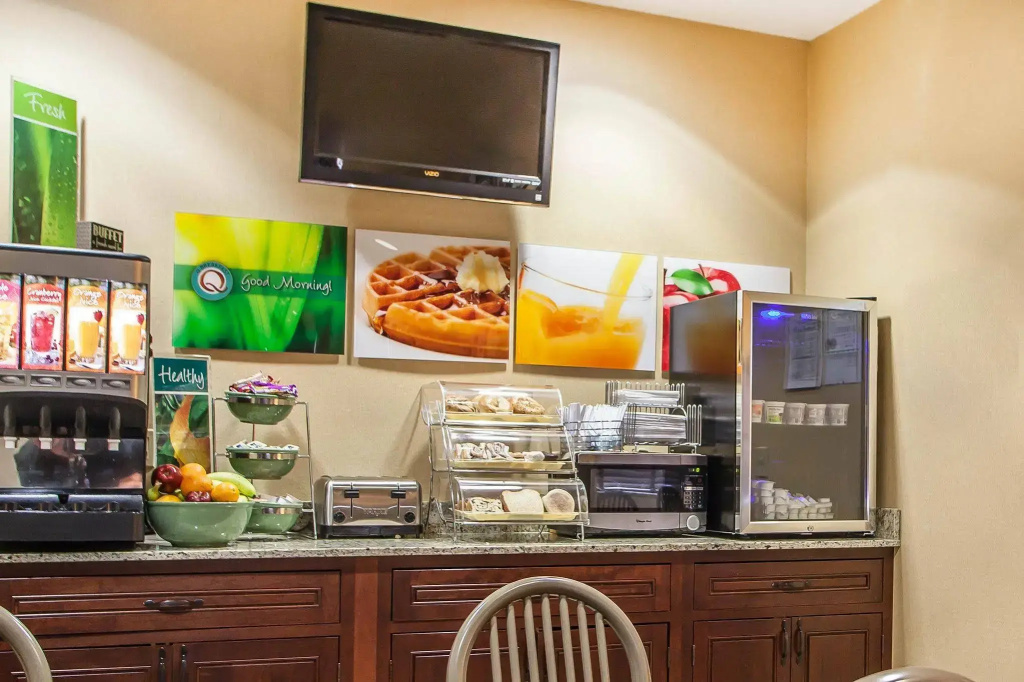 Comfort Inn & Suites Mason City - Clear Lake
