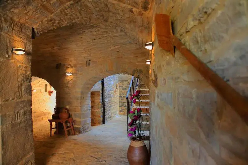 Casas Pirineo, Ainsa
