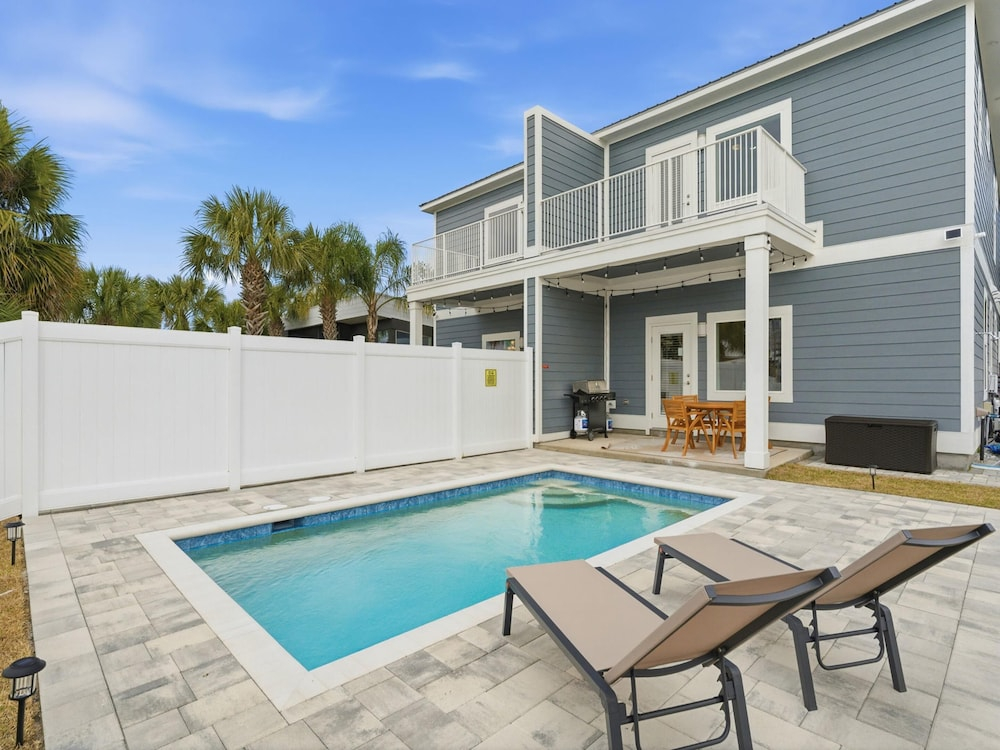 Horizon Dreams by Southern Vacation Rentals