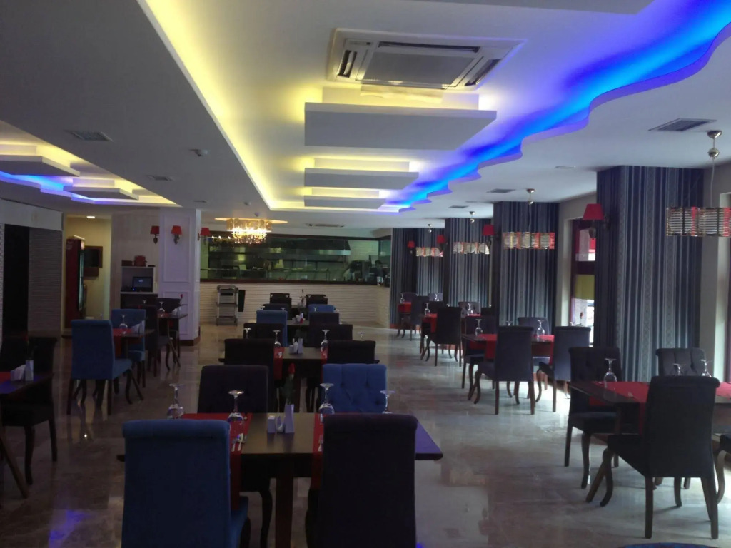 Saffron Hotel