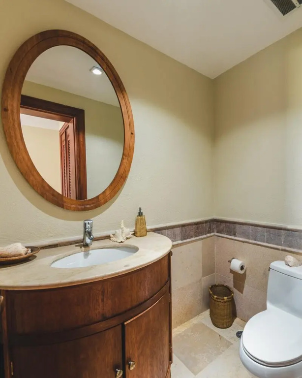 Lavish 2 BR apt at Golden Bear Lodge w Private Pool G111