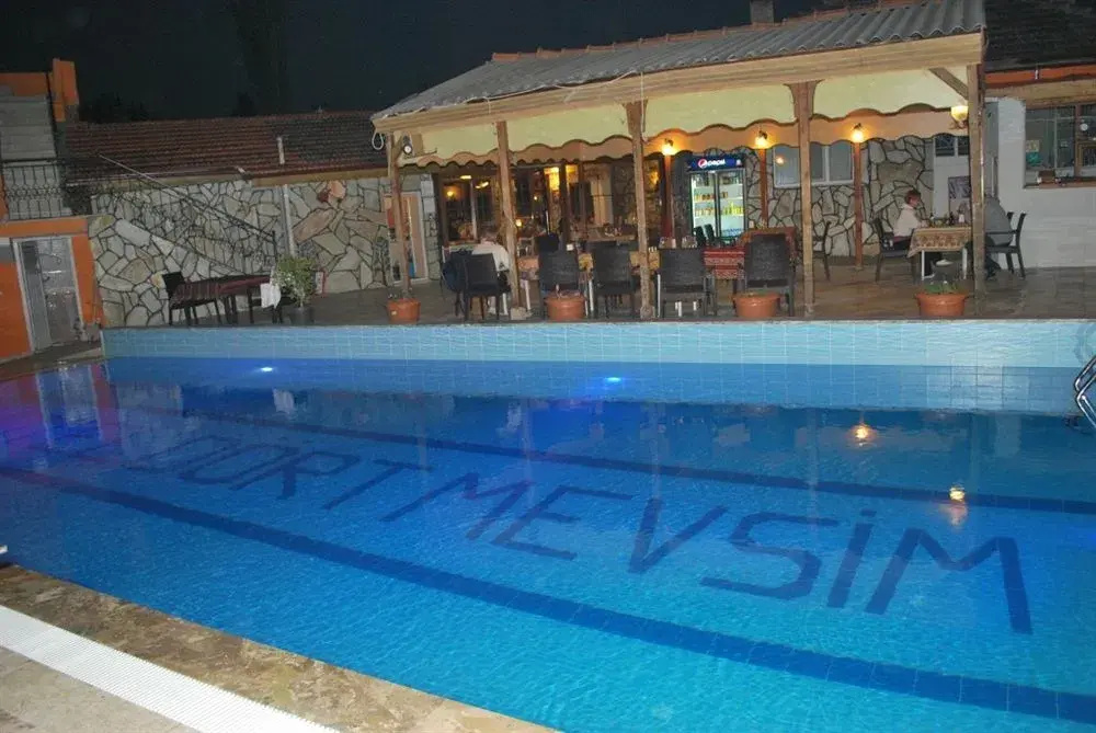 Hotel Dort Mevsim