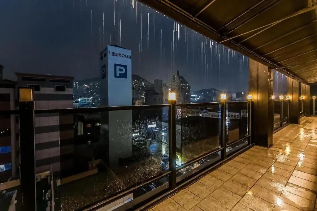 To Heaven Hotel Nampo