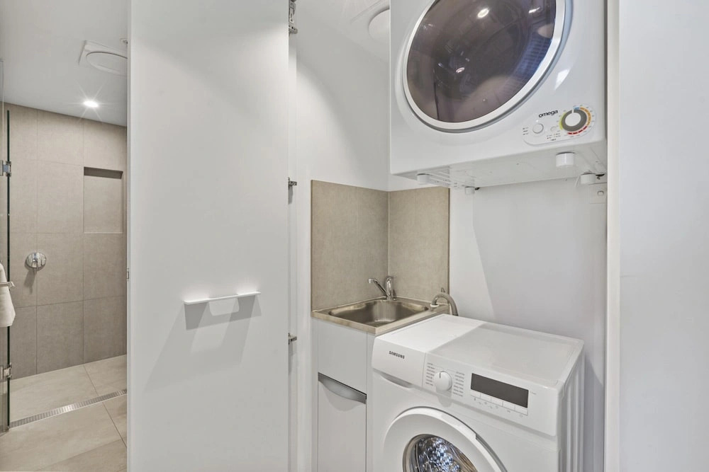 Bright 2-bed Apartment in Bowen Hills