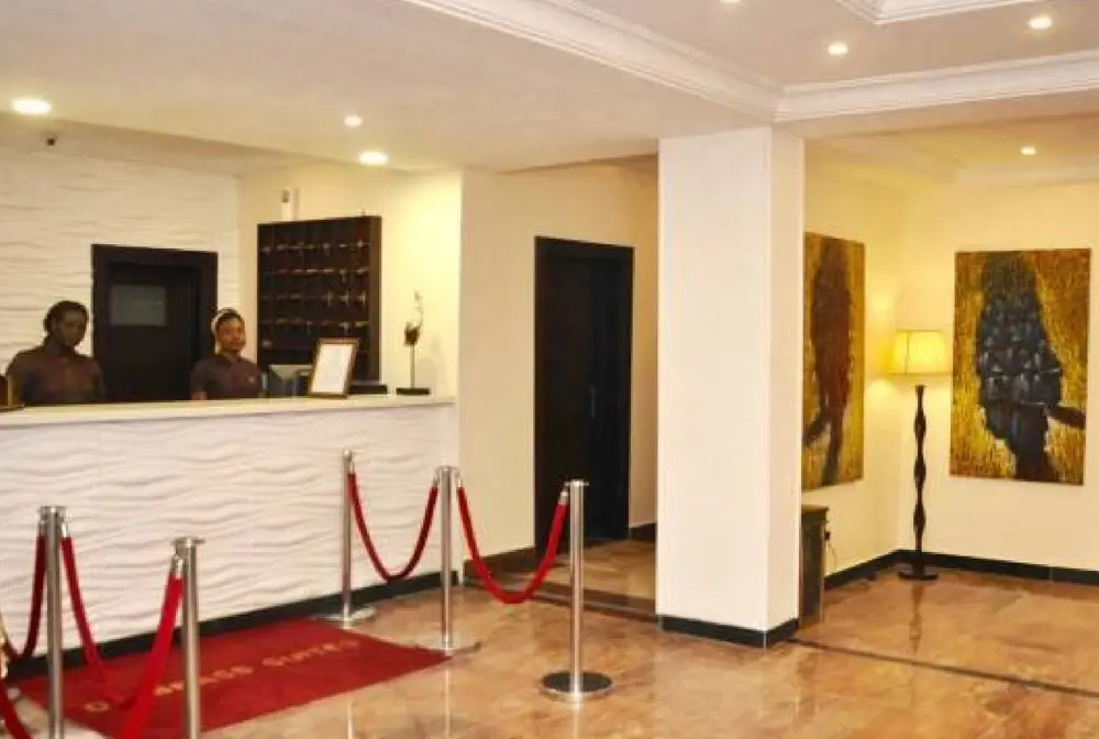 De Brass Suites Hotel - Guest Room