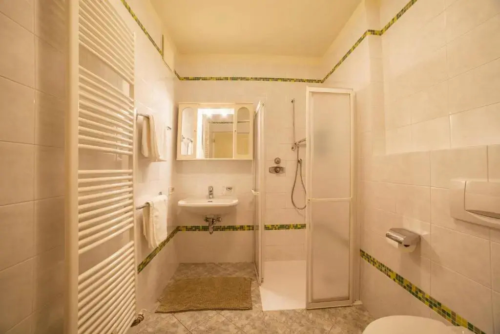 Wanda Apartment 2