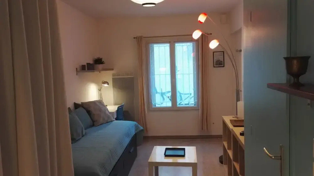 Joli studio centre ville gare 2