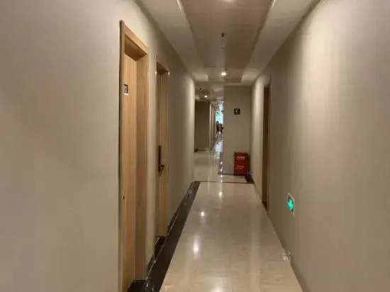 Huihe Hotel (Shanghai Wusongkou International Cruise Port Branch)