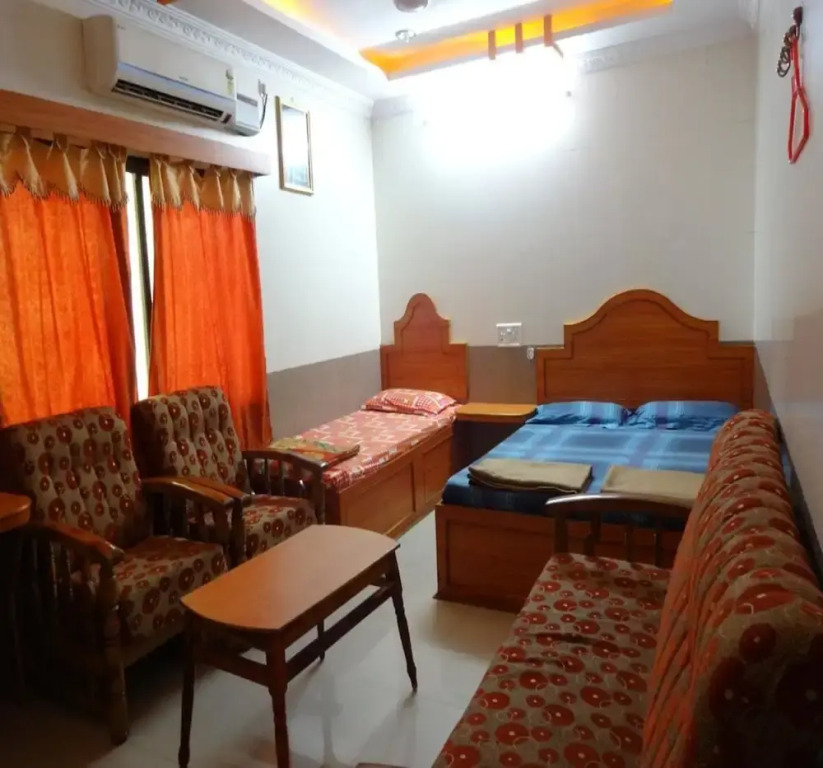 Ratna Gharbha Residency