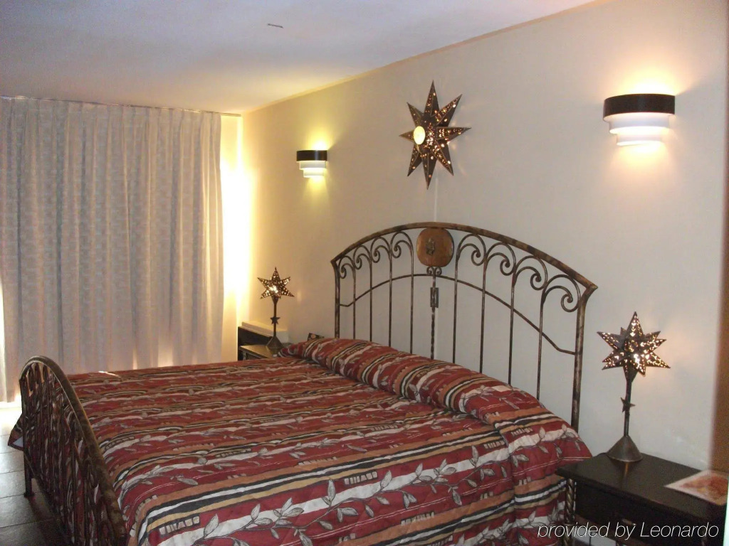 Hotel Pueblito Inn