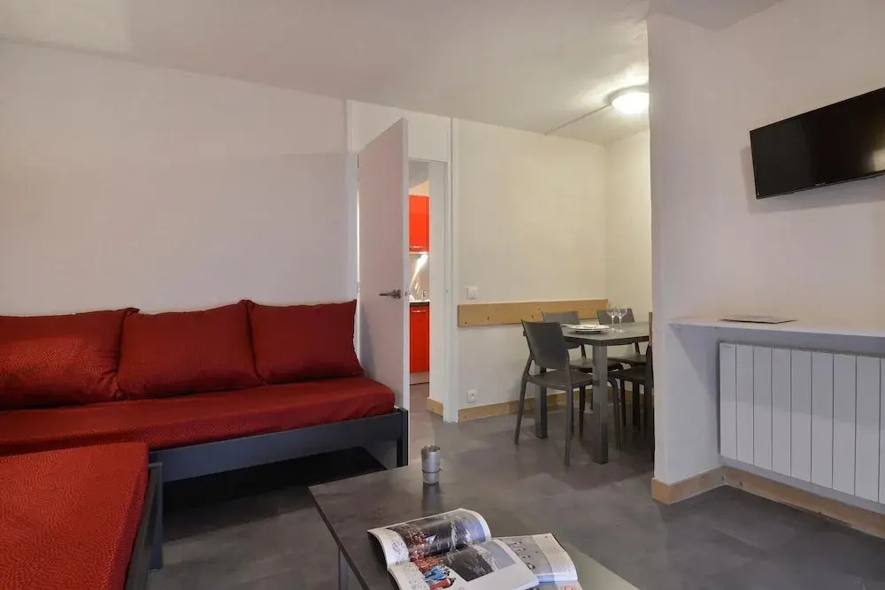 Residence Saintjacques Two-roomed Apartment for 5 People in the Resort Center S801