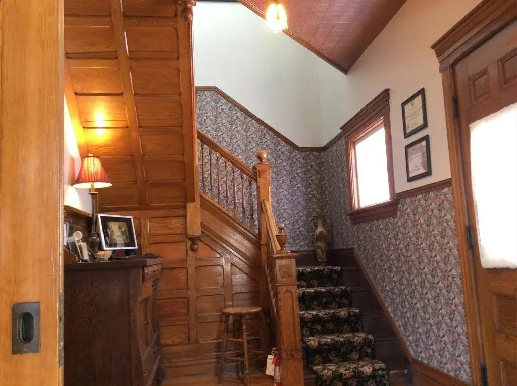 Marlborough House Bed & Breakfast