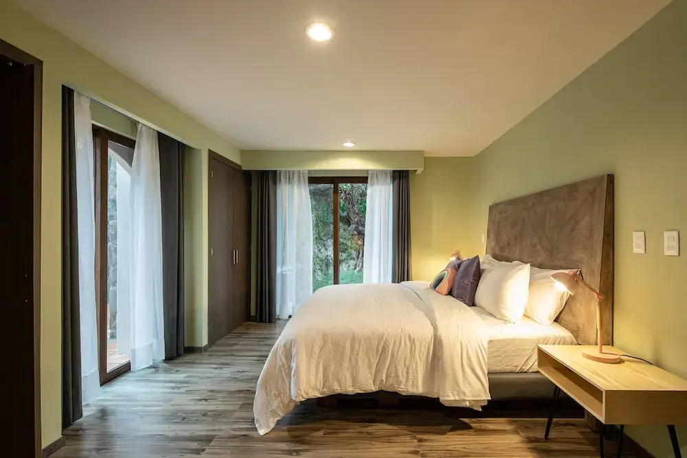 HOLT - Boutique 2BR Puente Viejo Residencial