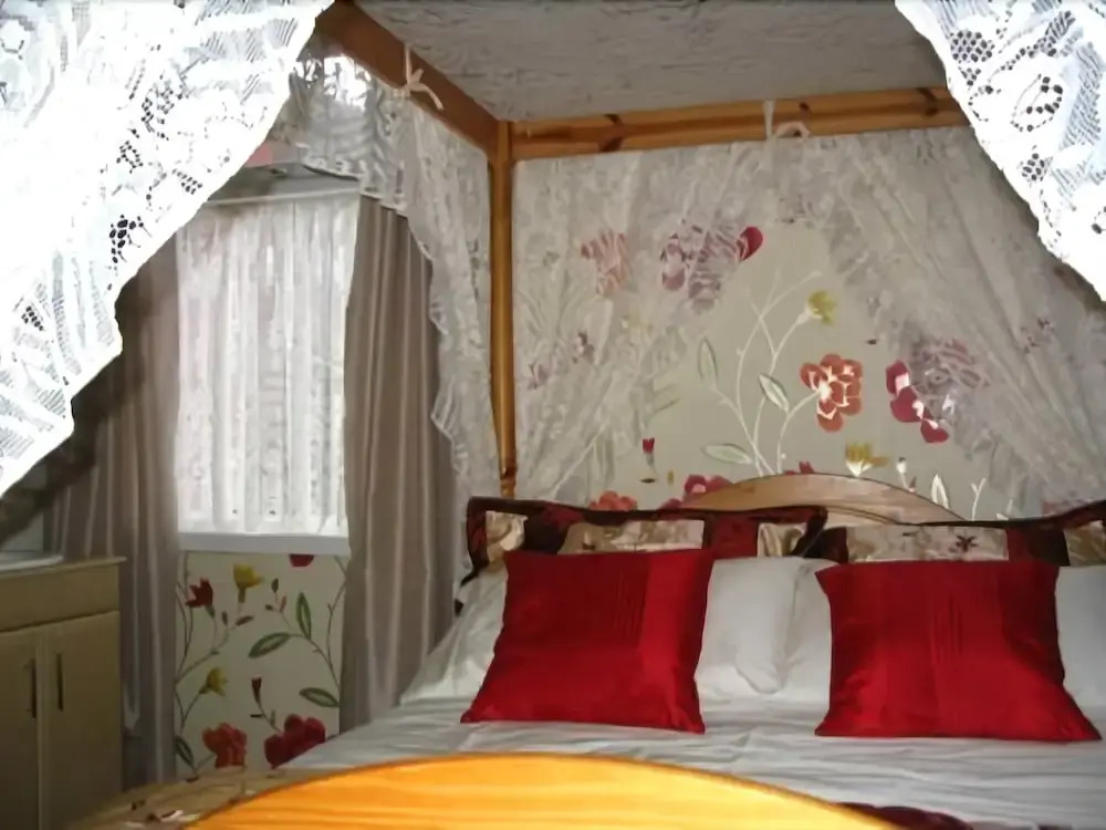 Kirkstead Guest House