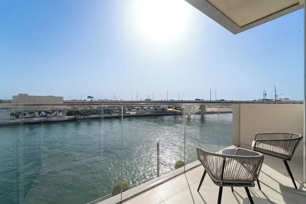 2BR + Maid’s Room CF7 B | Partial Canal View
