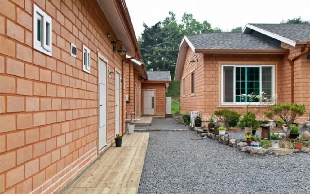 Boryeong Woori Hwangto Pension
