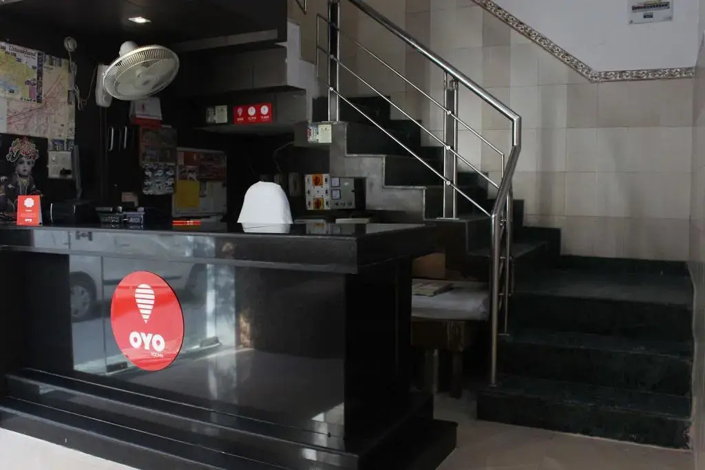 OYO 3033 Radiant Hotel
