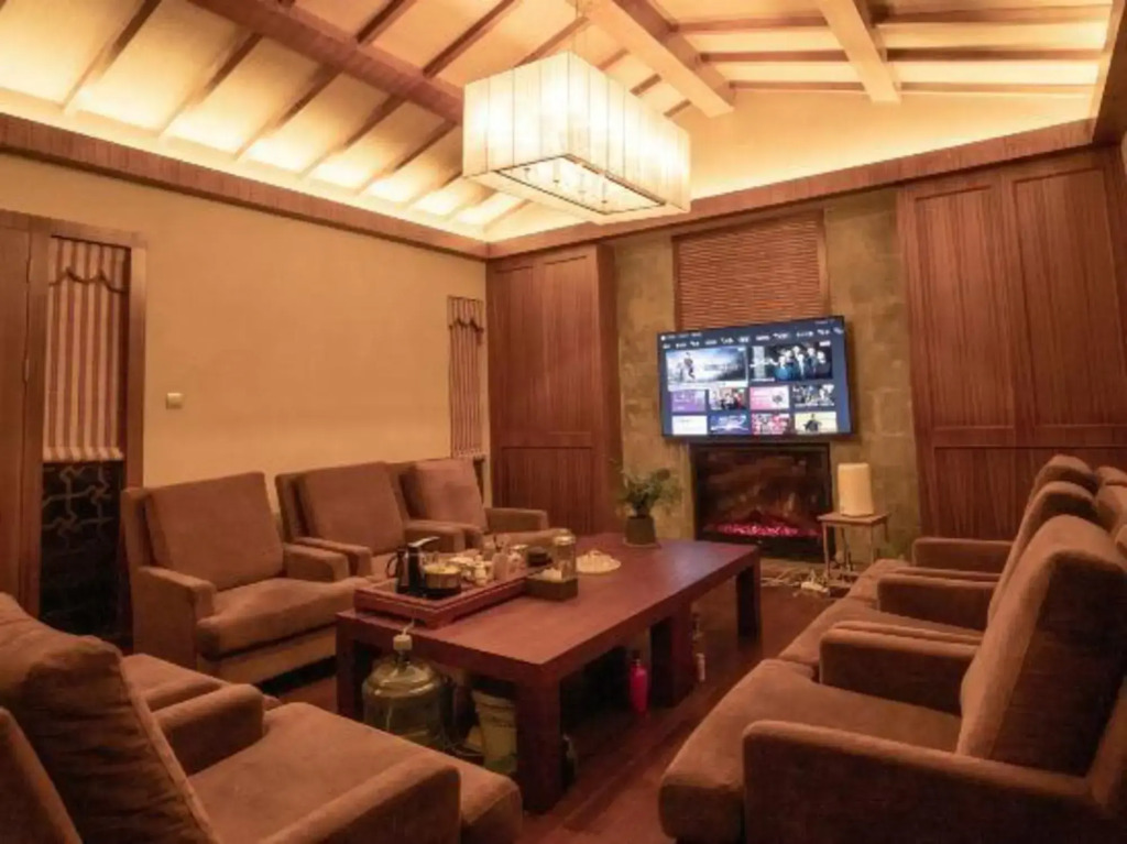 Shangri-La Zangba Family Hotel (Dukezong Ancient Town Branch)