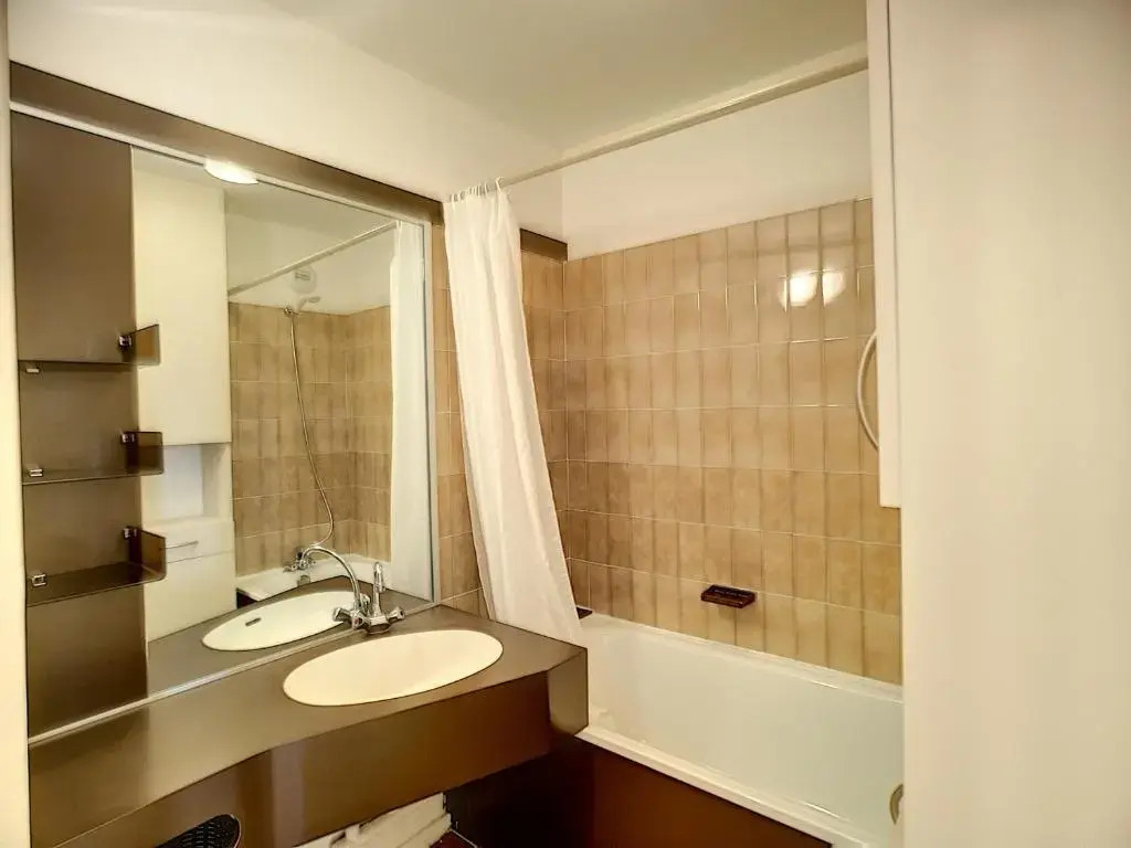 Appartement Les Menuires, 2 pièces, 6 personnes - FR-1-178-59