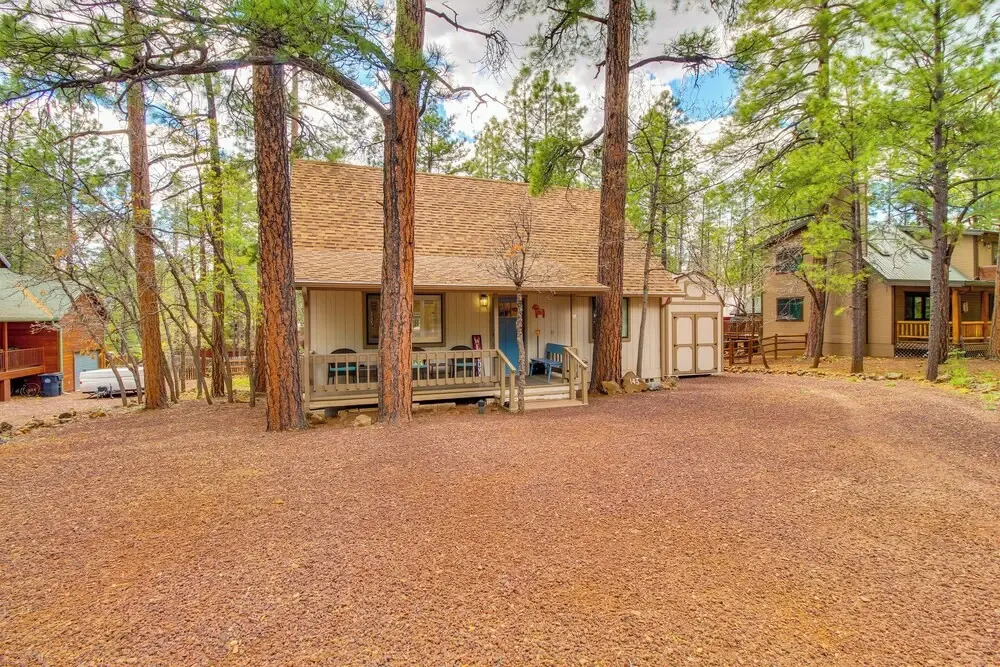Updated Pinetop Home: 5 Mi to Woodland Lake Park!