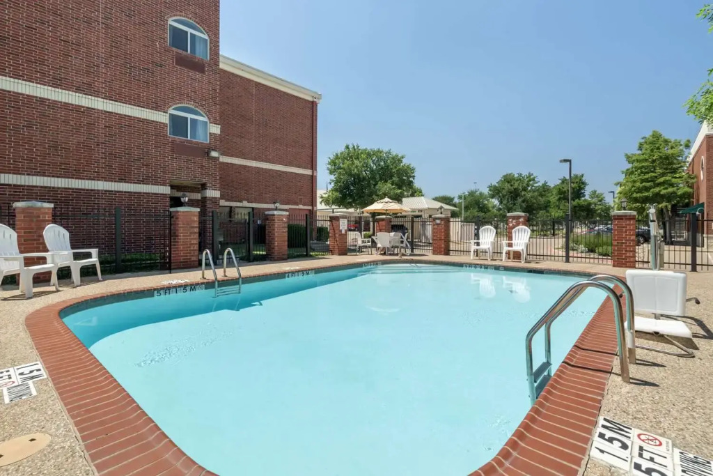 Comfort Suites McKinney-Allen