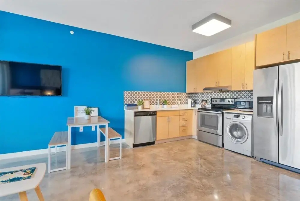 HOMI l Little Havana Suites