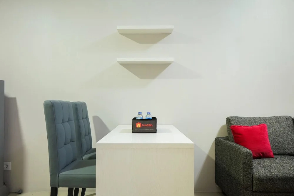 Homey and Comfy 1BR Signature Park Grande Apartment