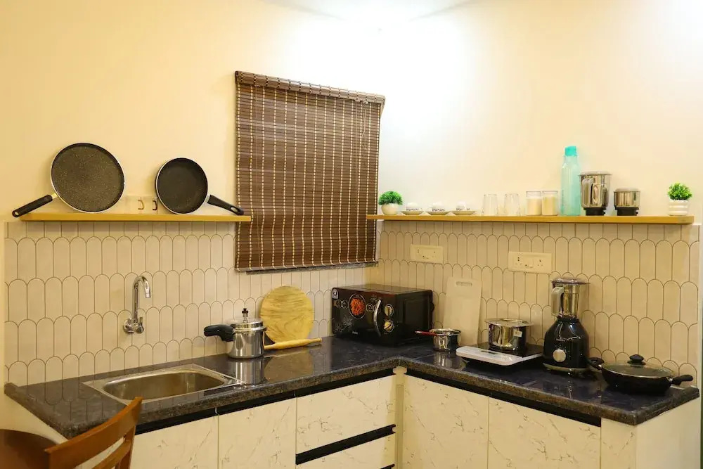 Aeroview Homestay Near Chennai Airport and Rela Hospital